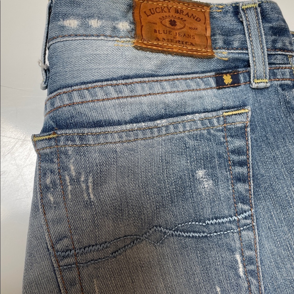 Lucky 🍀 Brand Riley Short - Picture 10 of 10